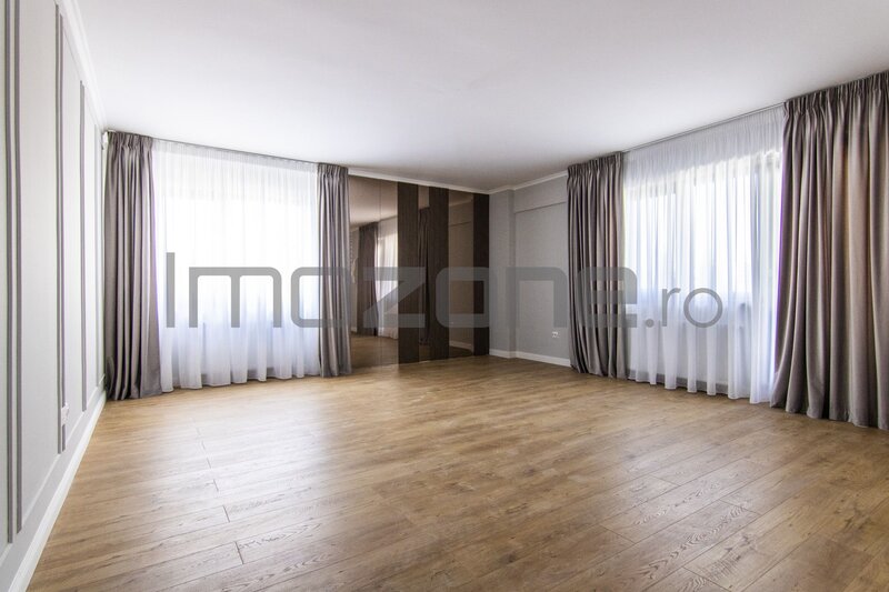 Apartament 3 camere oferta august: loc de parcare gratuit pentru apartamentele cu 3 camere